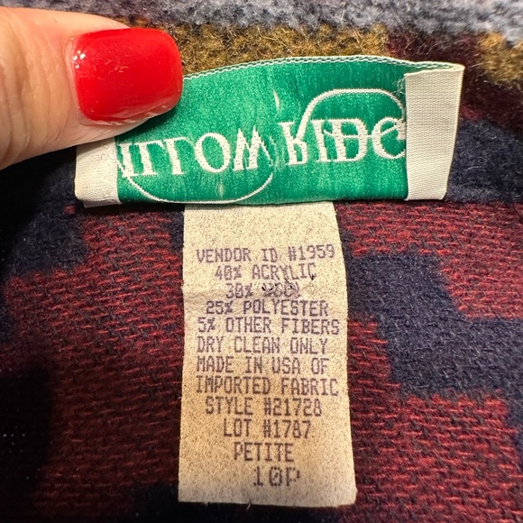 Willow Ridge Aztec Made In USA Knitted Sweater - Picture 7 of 7